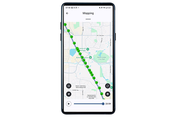 BI TotalAccess app displaying a map with supervised client positions.